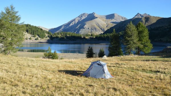 The Complete Handbook to Eco-Conscious Camping: Green Tips for a Sustainable Adventure in the UK